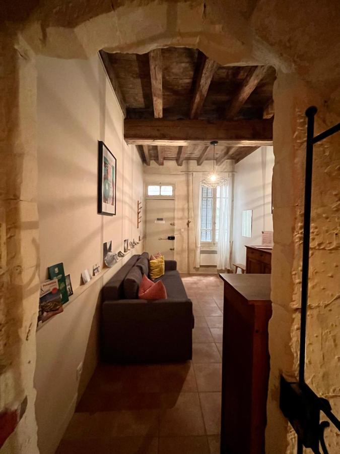 "L'Artistique" Centre Arles Fondation Van Gogh Екстериор снимка